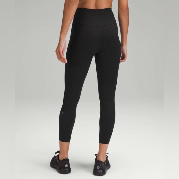 Lululemon Fast and Free High-Rise Tight 25" *Pockets - Picture 2 of 11